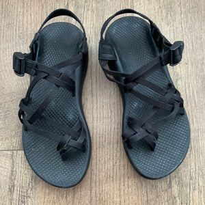 Black Chaco size 8